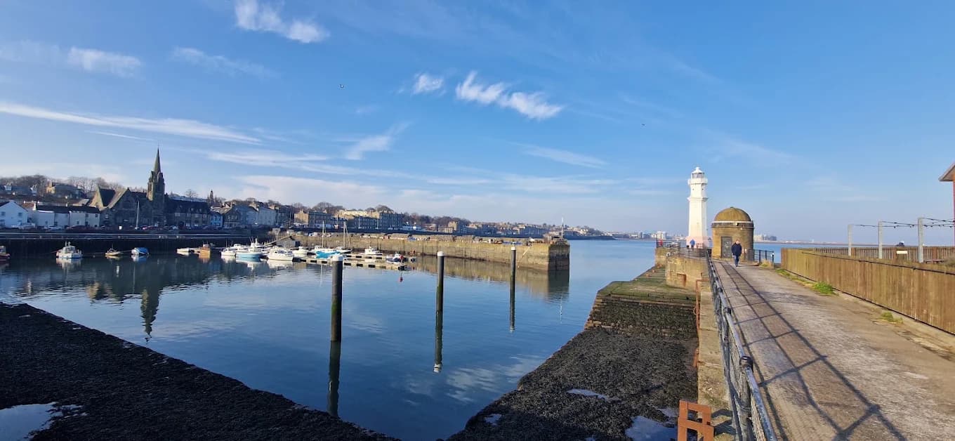 Newhaven Harbour & Beach